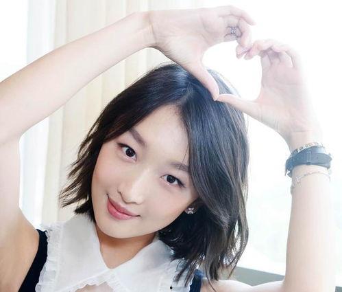 明星清纯人妻,优雅与坚韧并存的美丽传奇